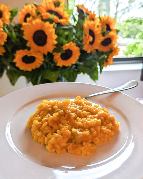 Riso e fiori Mani in Pasta